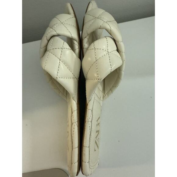 ZARA Quilter Padded Flat Slides Sandals White size EU 36 - Picture 4 of 6